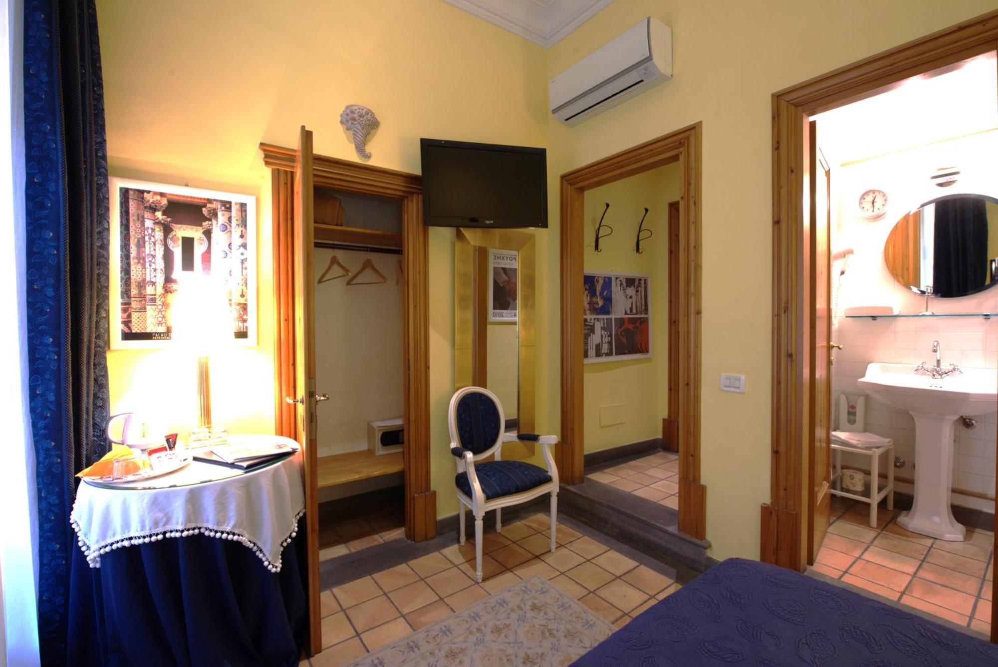Hotel Cairoli Rom