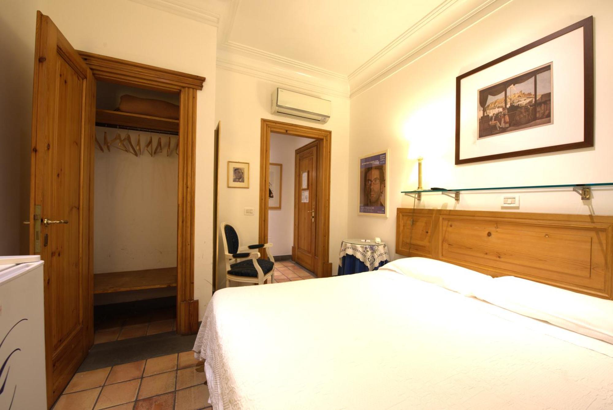 Hotel Cairoli Rom